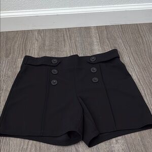 Black High Waist Shorts with Stretchy‎ Fabric